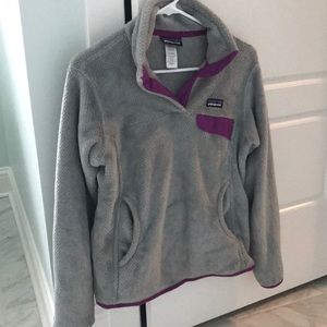 Grey Patagonia snap pullover, womens